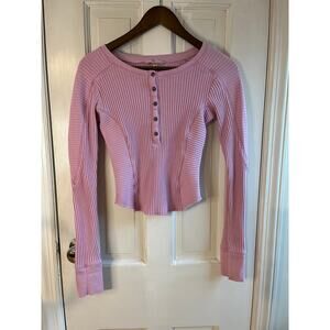 💕 We The Free Night Belle Cuff Top XS • Baby Pink Y2K Cool Girl Thermal Henley